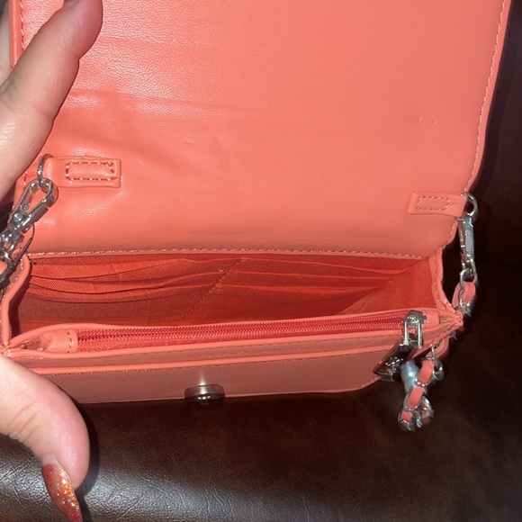 Badgley Mischka Coral - Picture 9 of 10